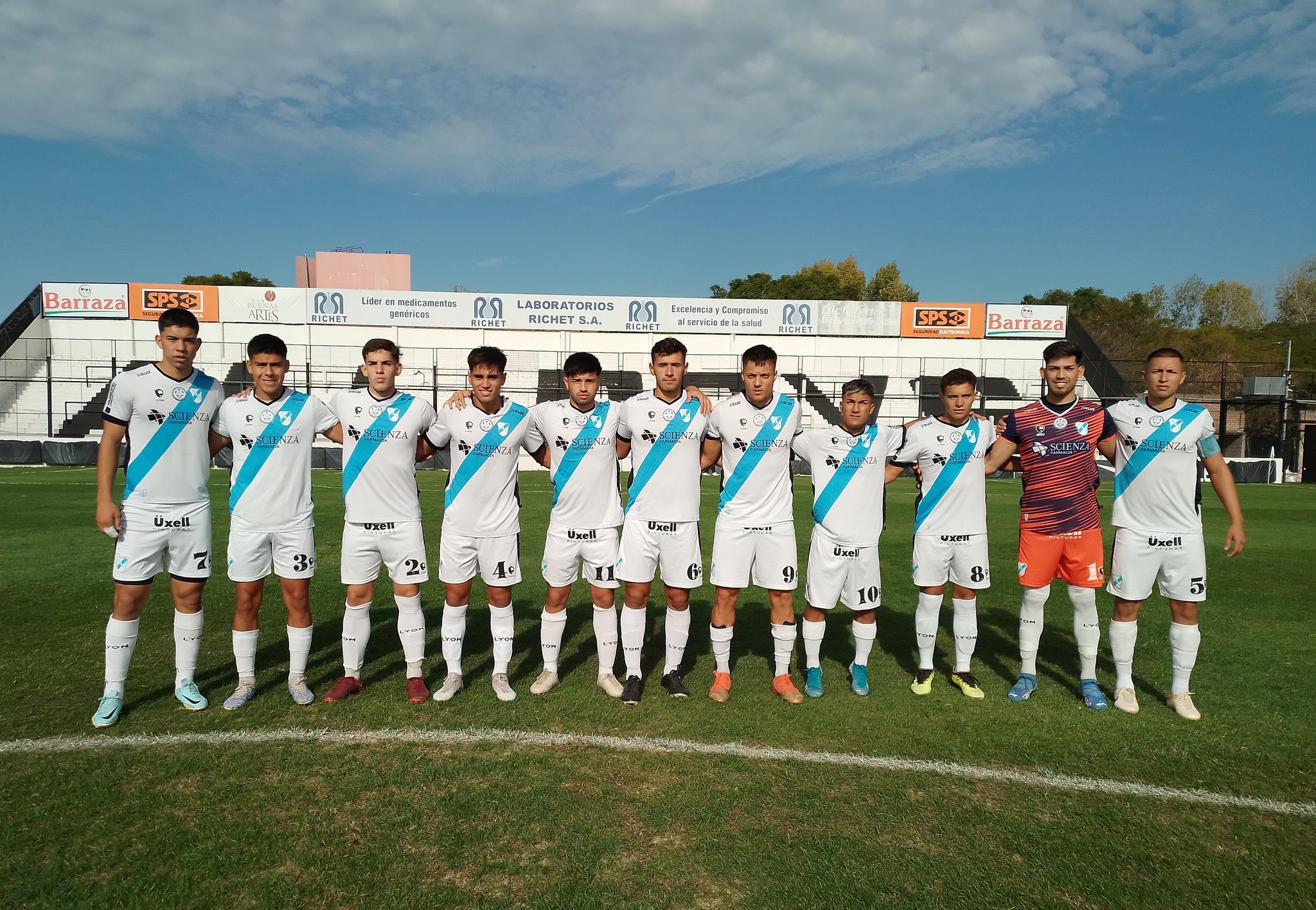 LA RESERVA SE MIDIO ANTE NUEVA CHICAGO POR LA CUARTA FECHA DEL TORNEO -  Club Atlético Temperley