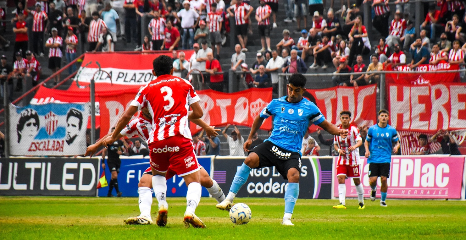 TEMPERLEY Y TALLERES REPARTIERON PUNTOS EN ESCALADA